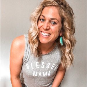 Meet your Posher, Tara